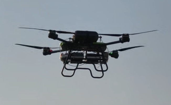 锋线电子电气自主研制阴极闭式空冷燃料电池用于百公斤级氢能无人机成功飞行，，，，为低空经济注入绿色强 “芯” 动力